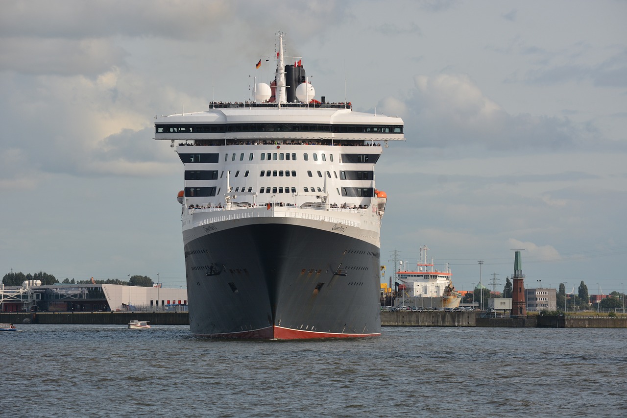 Transportas, Laivas, Karalienė Mary 2, Vandens Kruizas, Turistai, Kirsti, Hamburgas, Nemokamos Nuotraukos,  Nemokama Licenzija