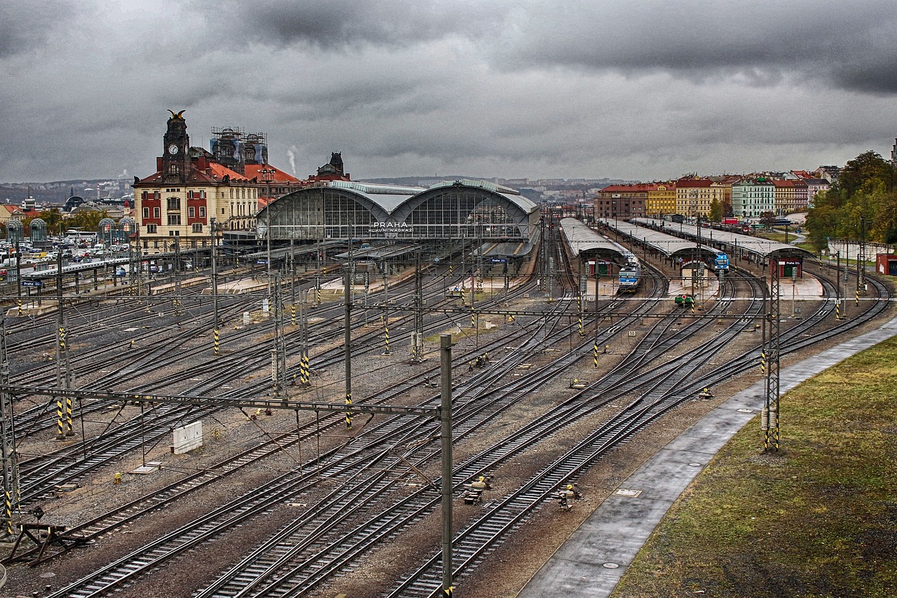 Kelionė, Transportas, Teismo Posėdyje, Traukinys, Geležinkelio Linija, Traukinio Kelias, Turizmas, Architektūra, Traukinių Stotis, Prague