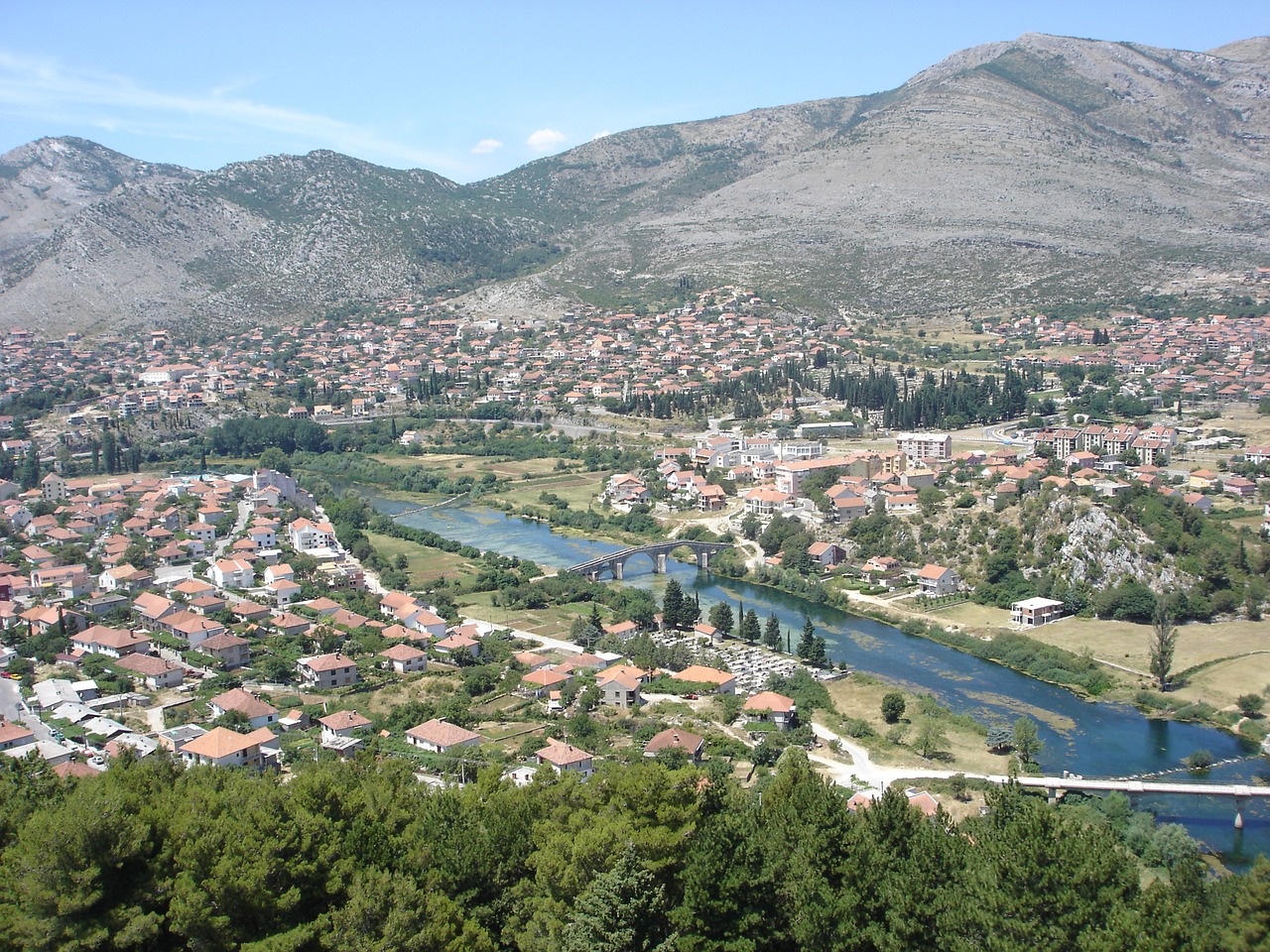 Trebinje, Leotaras, Bosnija, Miestas, Miesto Panorama, Kultūra, Lauke, Panoraminis, Upė, Pastatai