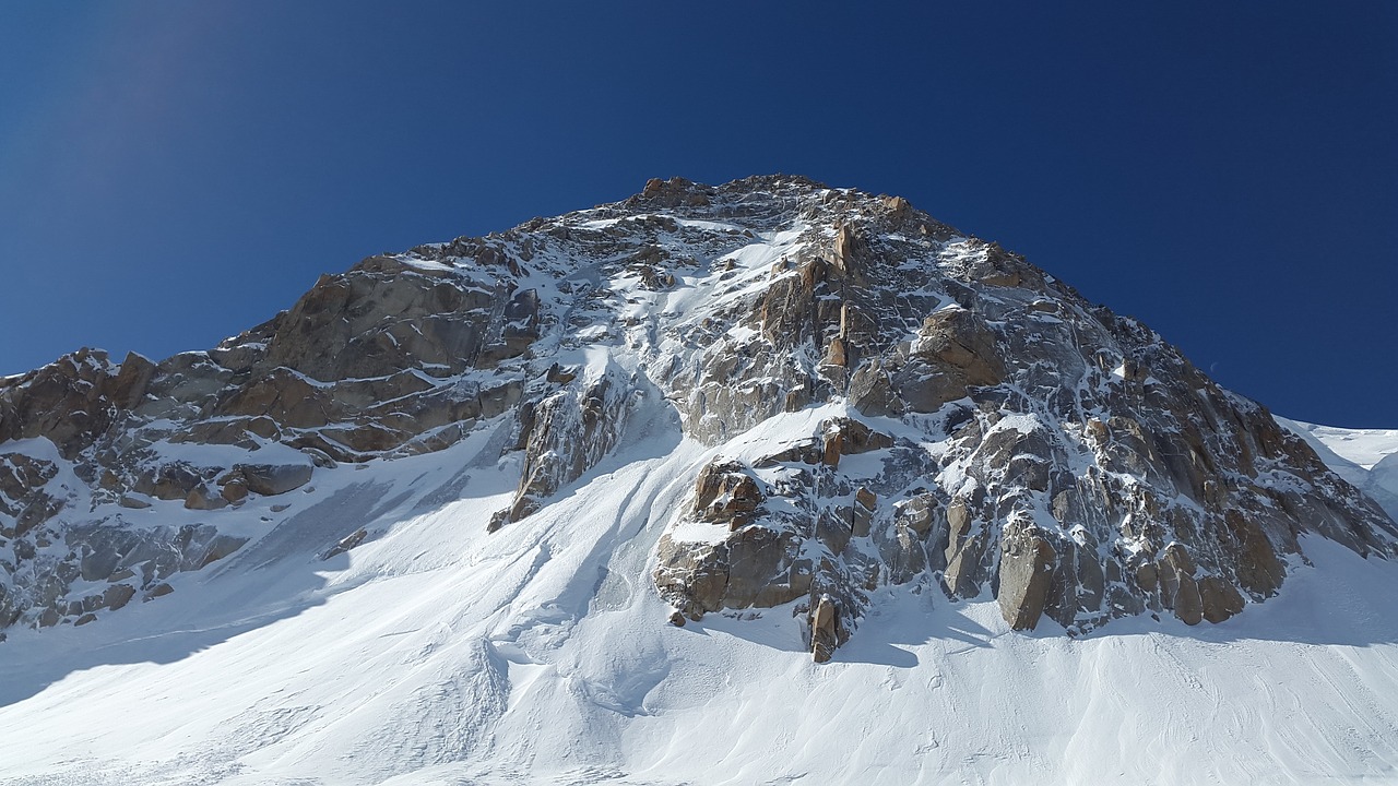 Triangle Du Tacul, Mont Blanc Du Tacul, Aukšti Kalnai, Chamonix, Mont Blanc Group, Kalnai, Alpių, Aukščiausiojo Lygio Susitikimas, Sniegas, Aukštas