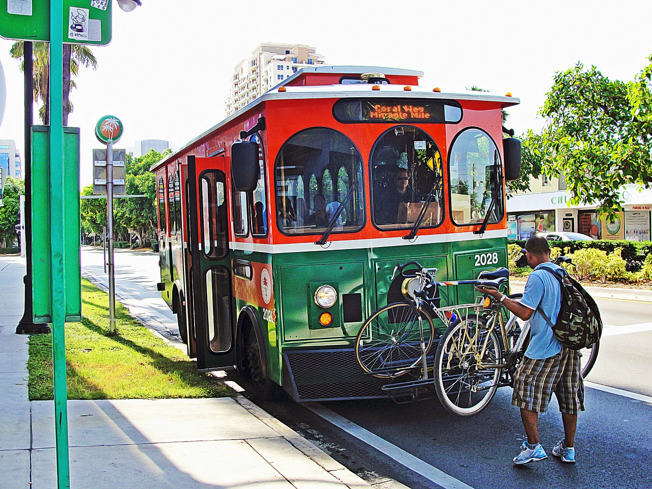 Troleibusai Miami, Tramvajaus Iš Koralų Dangų, Transporto Priemonė, Transportas, Nemokamos Nuotraukos,  Nemokama Licenzija