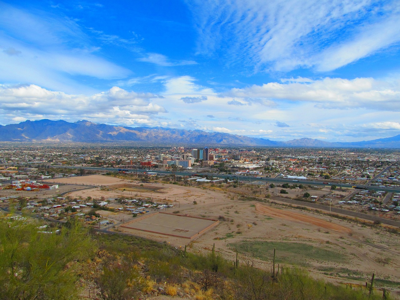 Tucson, Arizona, Dangus, Debesys, Kraštovaizdis, Kalnai, Miestas, Panorama, Miestai, Pastatai