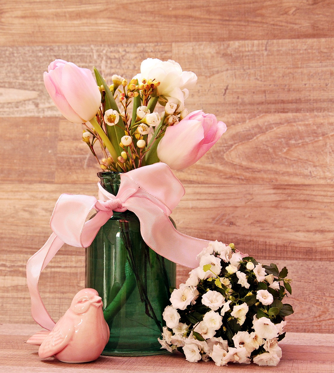 Tulpės, Ranunculus, Paukštis, Vazos, Gėlės, Gėlių Vaza, Pavasario Gėlės, Pavasaris, Deko, Apdaila