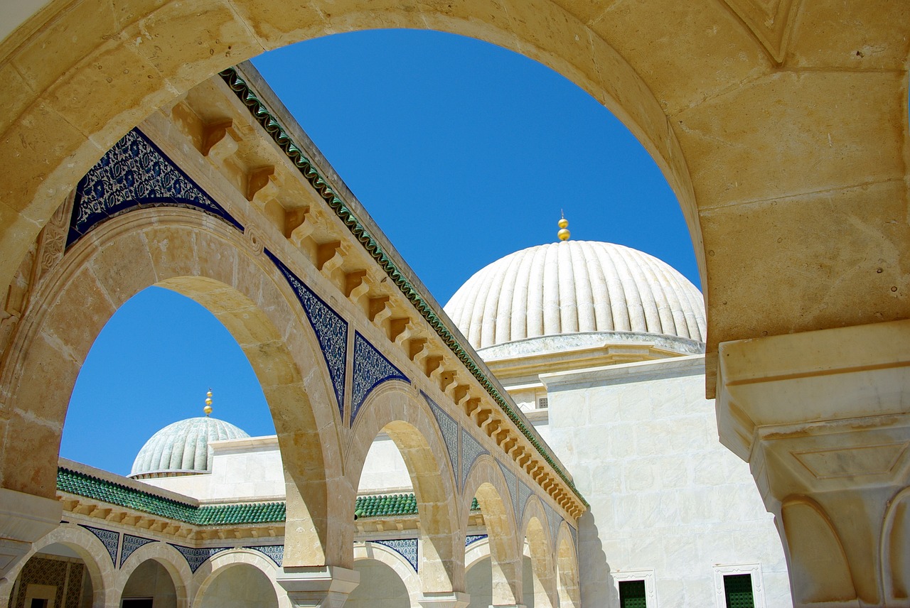 Tunisas, Monastiras, Arcade, Kupolas, Mauzoliejus, Stulpeliai, Paminklas, Architektūra, Paveldas, Nemokamos Nuotraukos