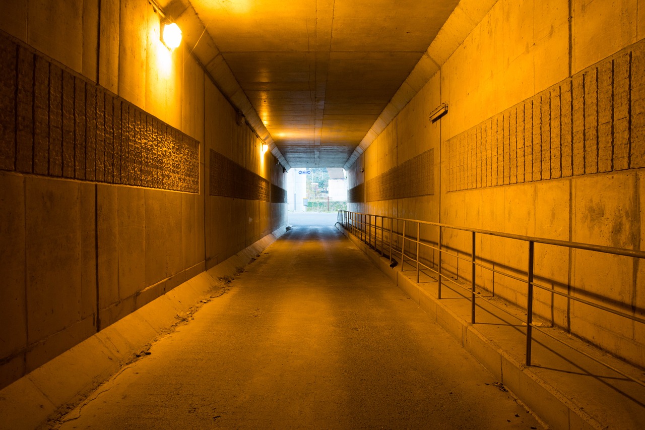 Tunelis, Geltona, Koncentracija, Nemokamos Nuotraukos,  Nemokama Licenzija
