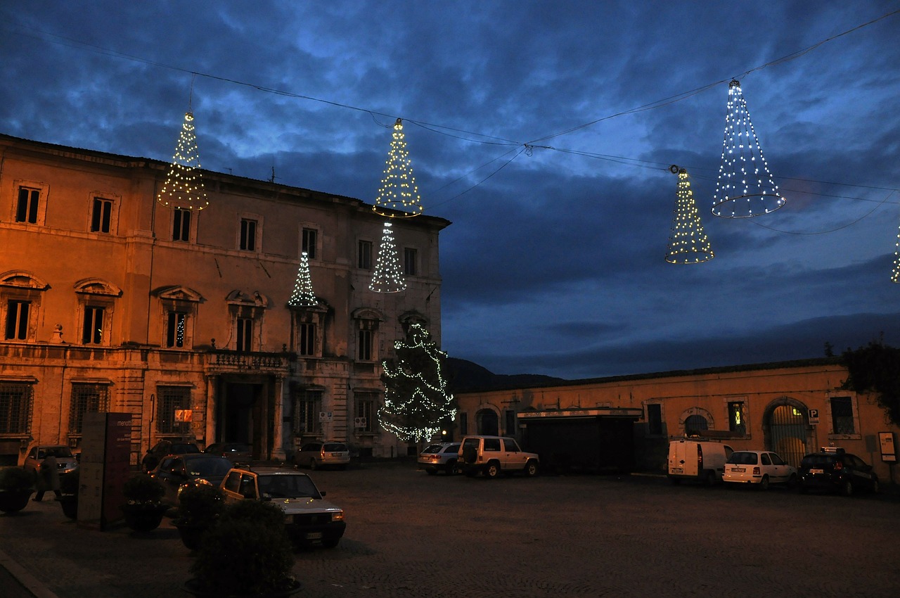 Umbria, Spoleto, Piazza, Kalėdos, Dangus, Apšvietimas, Nemokamos Nuotraukos,  Nemokama Licenzija