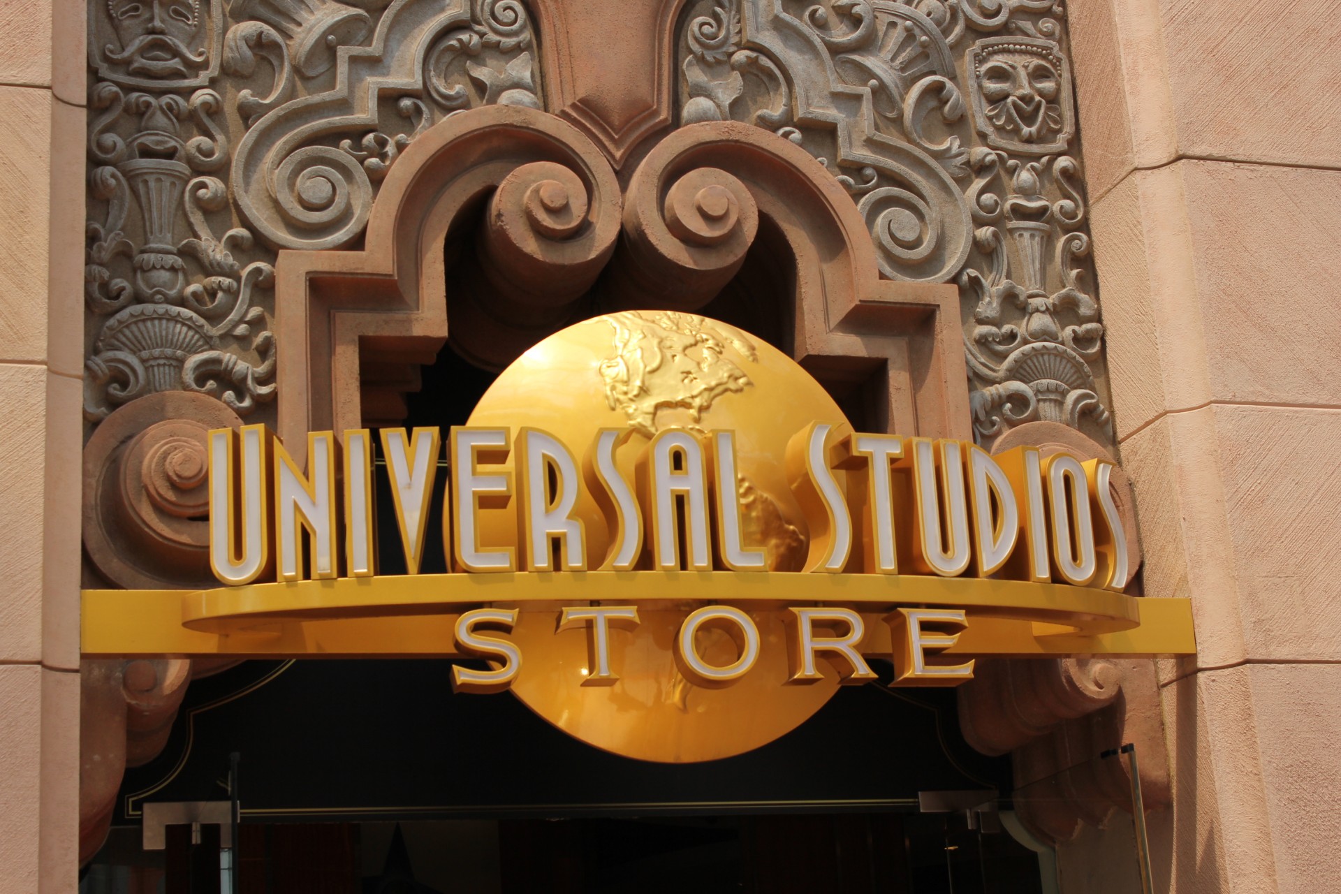 Universali & Nbsp,  Studija,  & Nbsp,  Parduotuvė,  Universali & Nbsp,  Studija,  Laikyti,  Singapūras,  Raidės,  Žodis