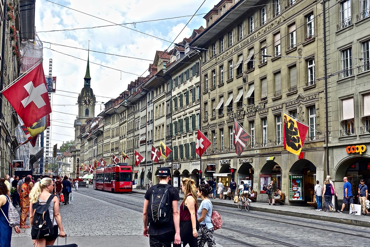 Miesto,  Streetscape,  Miestas,  Gatvė,  Eismo,  Downtown,  Architektūra,  Miestovaizdis,  Šveicarijos, Nemokamos Nuotraukos