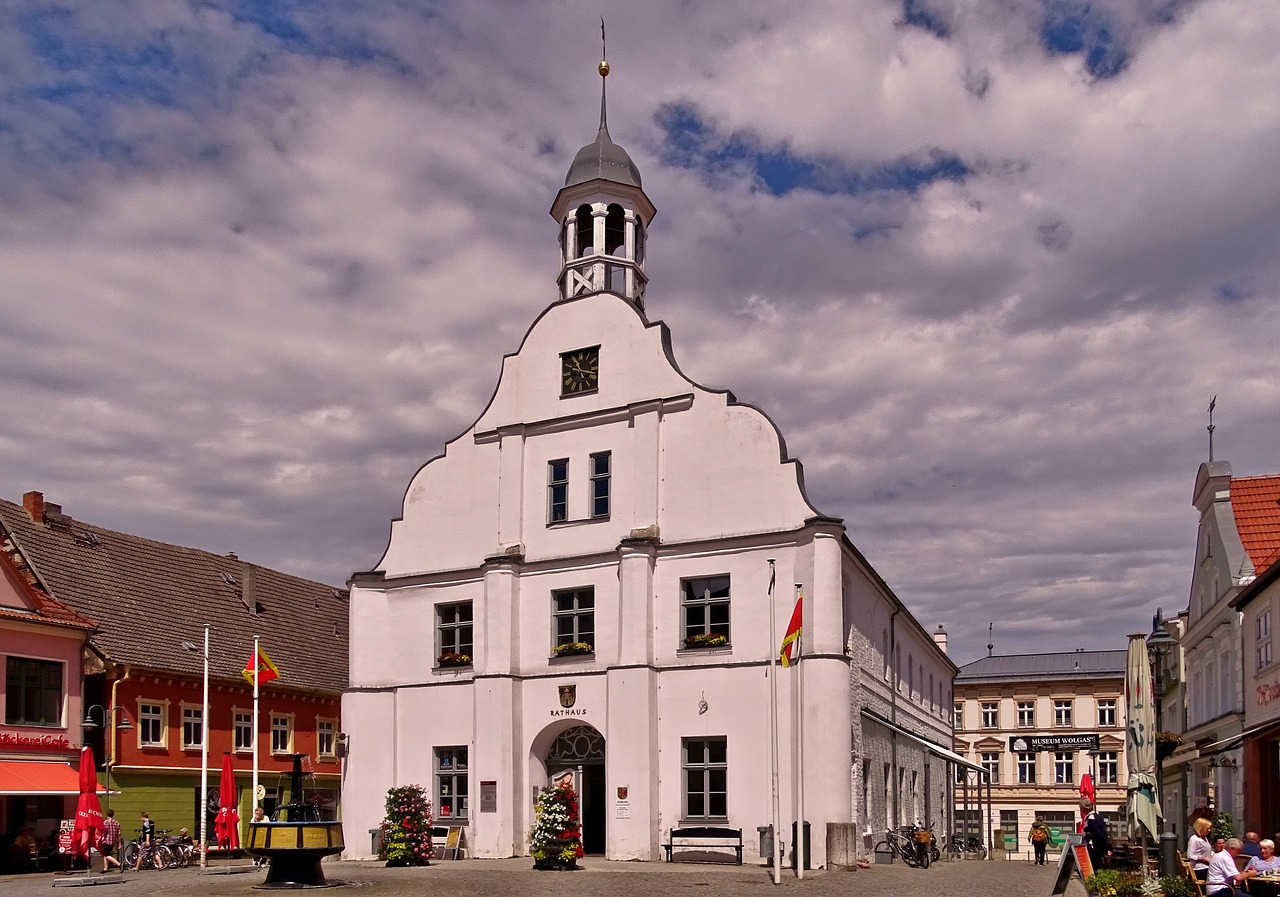 Usedom, Wolgast, Prekyvietė, Senoji Miesto Rotušė, Nemokamos Nuotraukos,  Nemokama Licenzija