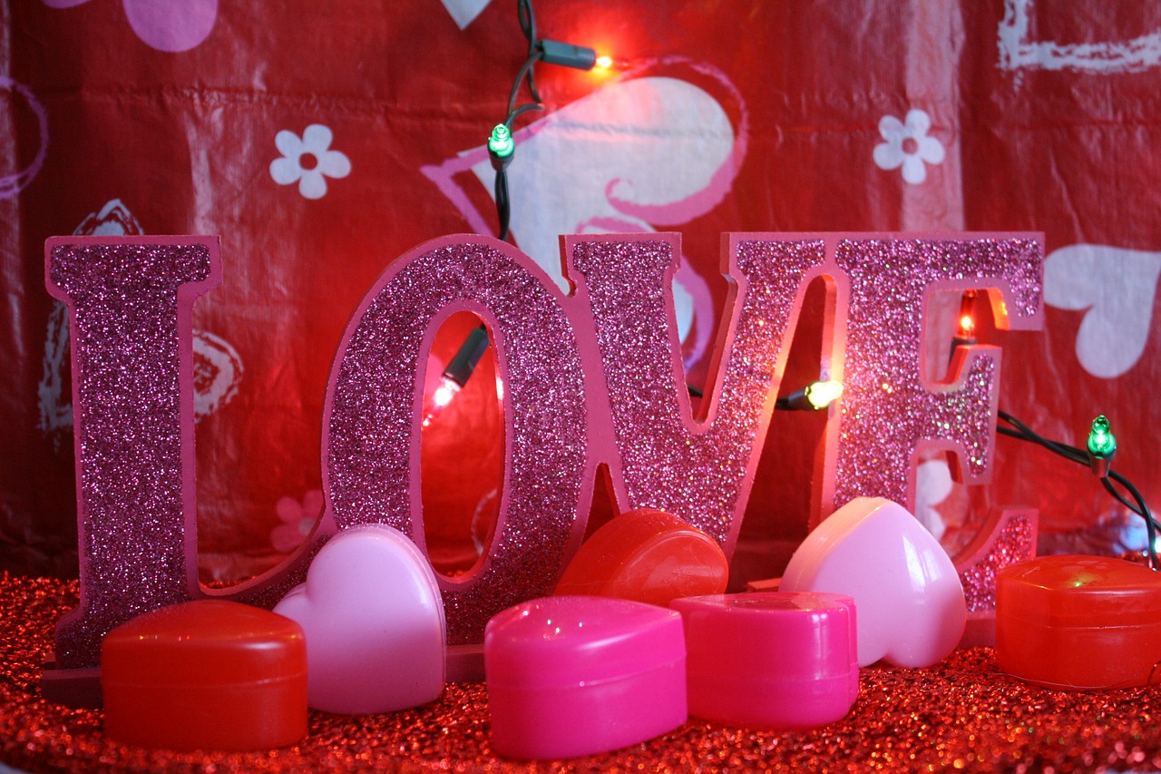 Valentine, Valentino Diena, Raudona, Rožinis, Širdis, Žibintai, Šventinis, Romantika, Meilė, Dekoruoti