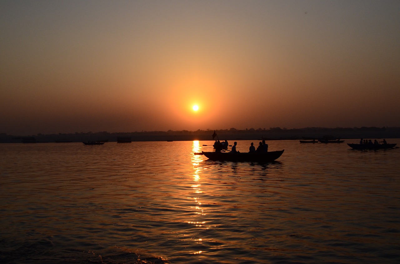 Varanasi, Gangas, Šventas, Upė, Hindu, Maža Valtis, Saulėlydis, Nemokamos Nuotraukos,  Nemokama Licenzija