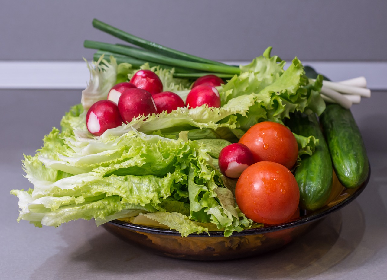 Daržovės, Agurkas, Svogūnai, Salotos, Maistas, Sveikas, Ekologiškas, Šviežias, Vegetariškas, Mityba