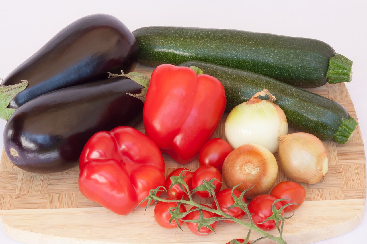 Daržovės, Paprika, Raudona, Žalias, Paprika, Maistas, Saldieji Pipirai, Svogūnai, Baklažanas, Cukinija