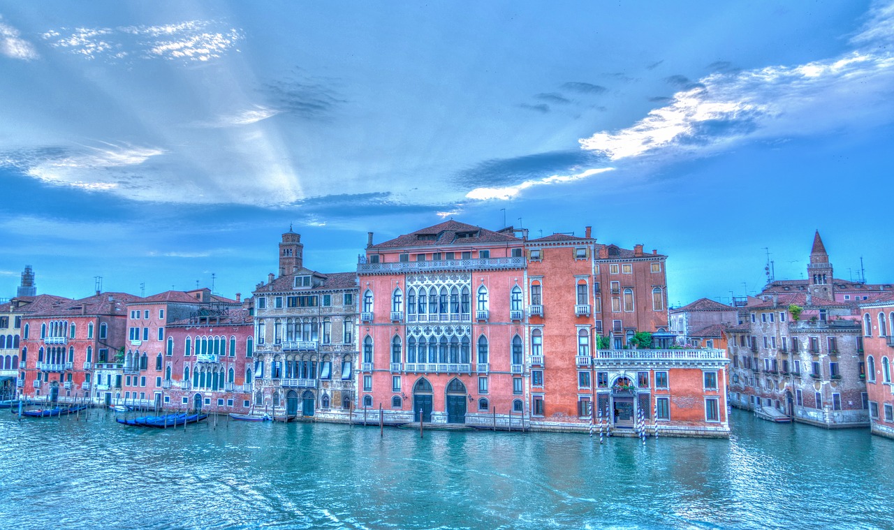 Venecija, Italy, Architektūra, Saulės Spinduliai, Debesys, Didysis Kanalas, Europa, Vanduo, Turizmas, Venetian