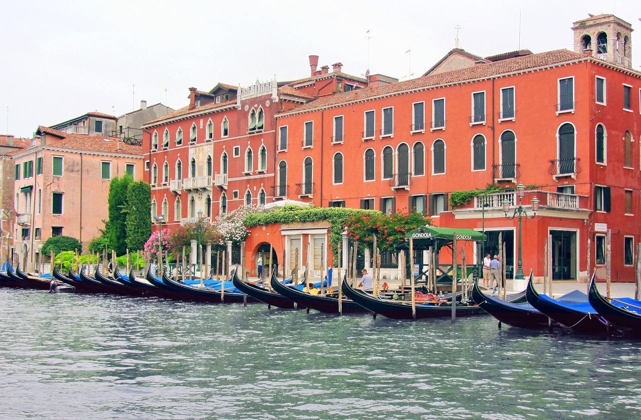Venecija, Italy, Kanalas, Gondola, Gondolos, Barca, Miestas, Vanduo, Kraštovaizdis, Miesto