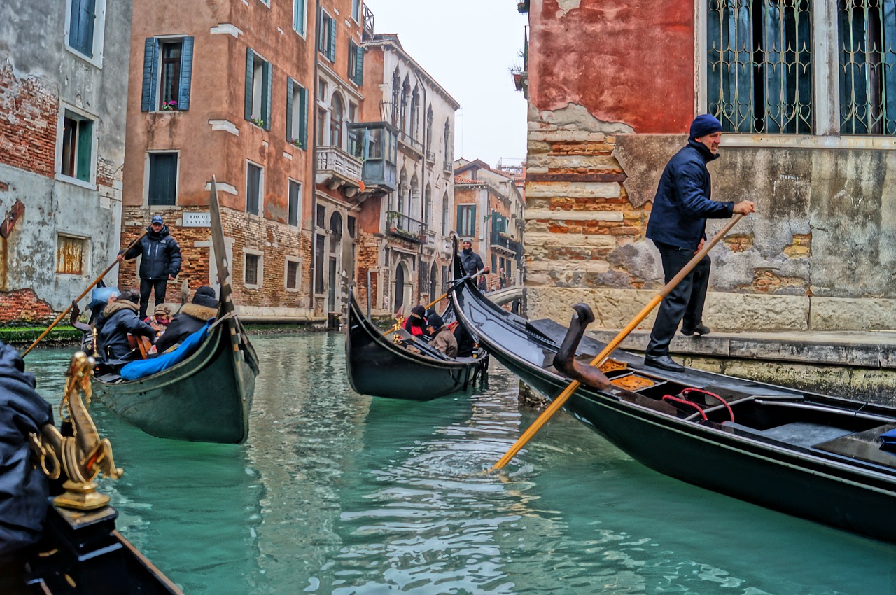 Venecija, Italy, Kanalas, Gondolos, Miestai, Architektūra, Gondolieris, Europa, Kelionė, Nemokamos Nuotraukos