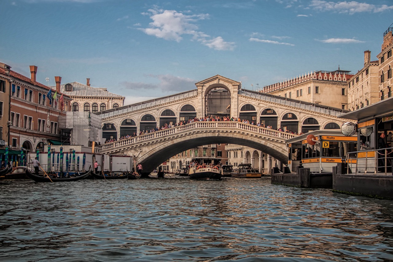 Venecija, Italy, Ponte Di Rialto Tiltas, Tiltas, Senamiestis, Nemokamos Nuotraukos,  Nemokama Licenzija