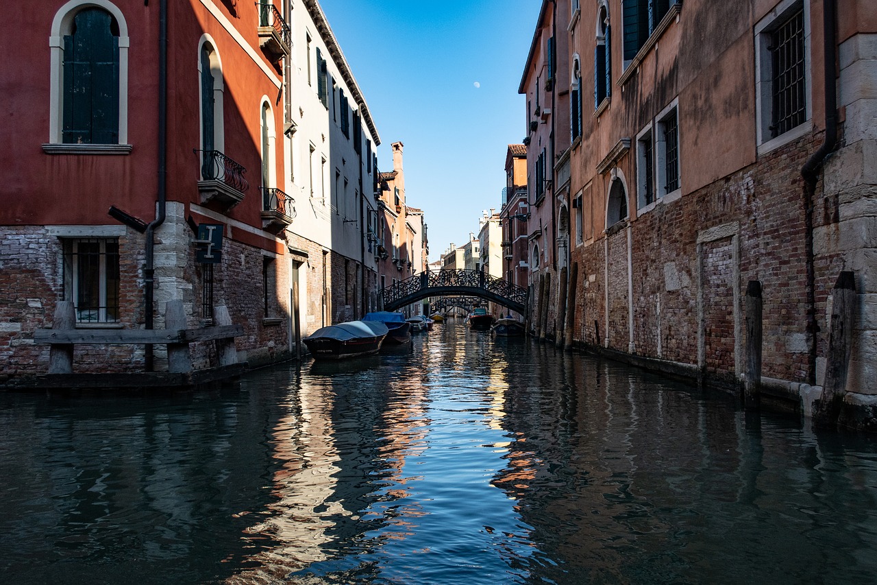 Venecija,  Kanalas,  Miestas,  Italija,  Vandens,  Romantiškas,  Turizmas,  Kanalas,  Pastatai,  Kelionė