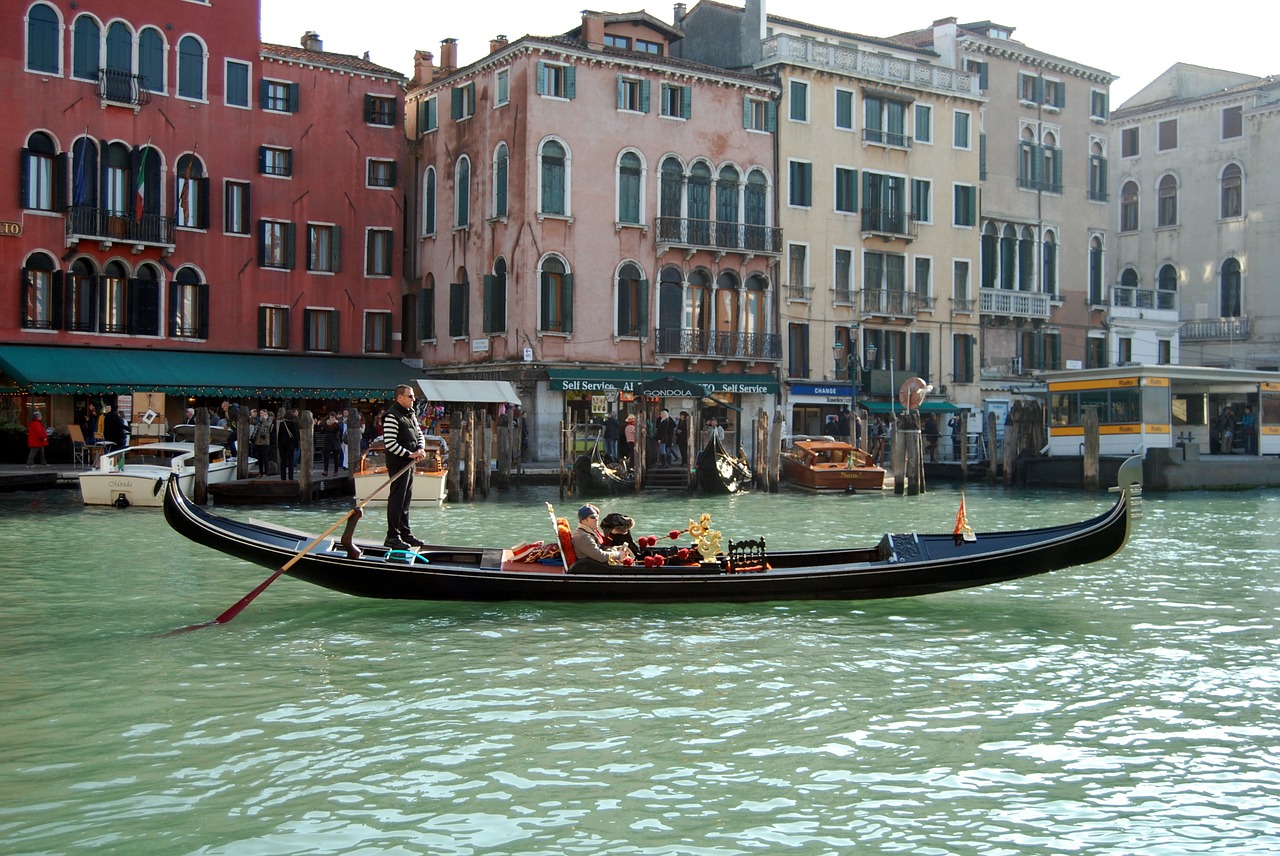 Venecija, Italy, Gondola, Tiltas, Kanalas, Jūra, Nemokamos Nuotraukos,  Nemokama Licenzija