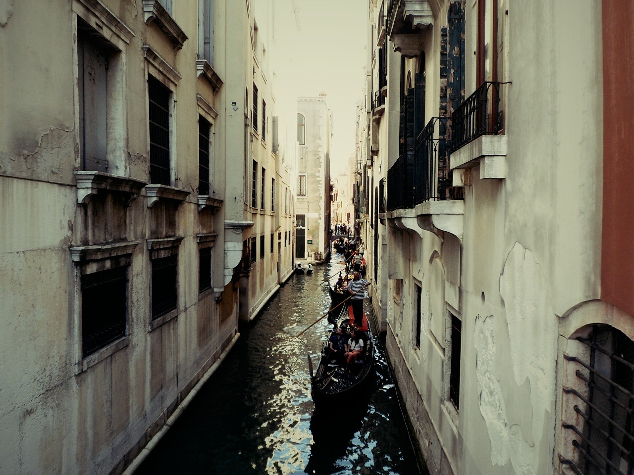 Venecija,  Kanalas,  Italy,  Venezija,  Namai,  Vanduo,  Romantiškas,  Boot,  Gondola,  Vandens Keliai