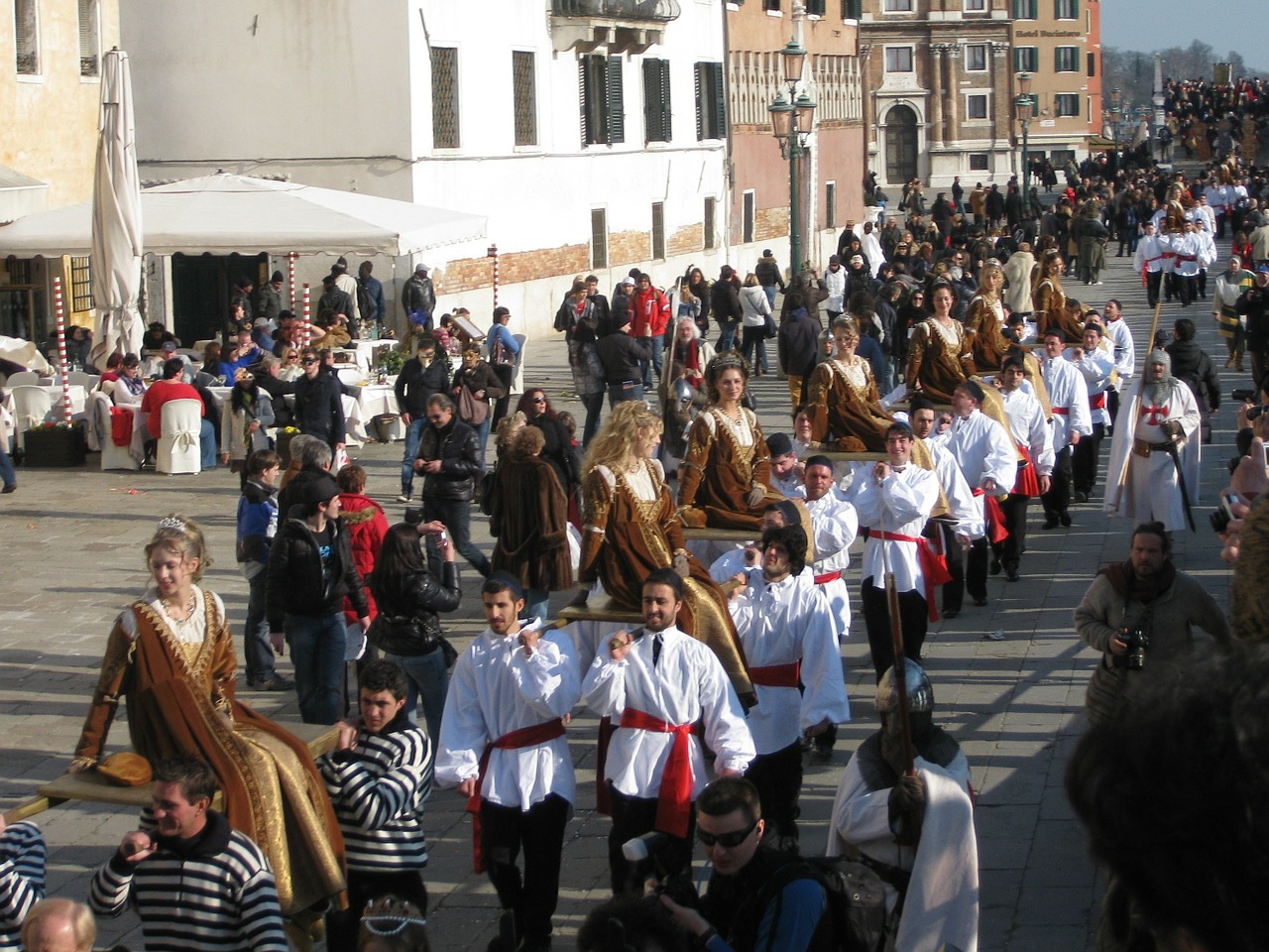 Venecija, Italy, Paradas, Festivalis, Žmonės, Gatvė, Pastatai, Moterys, Vyrai, Mergaitės