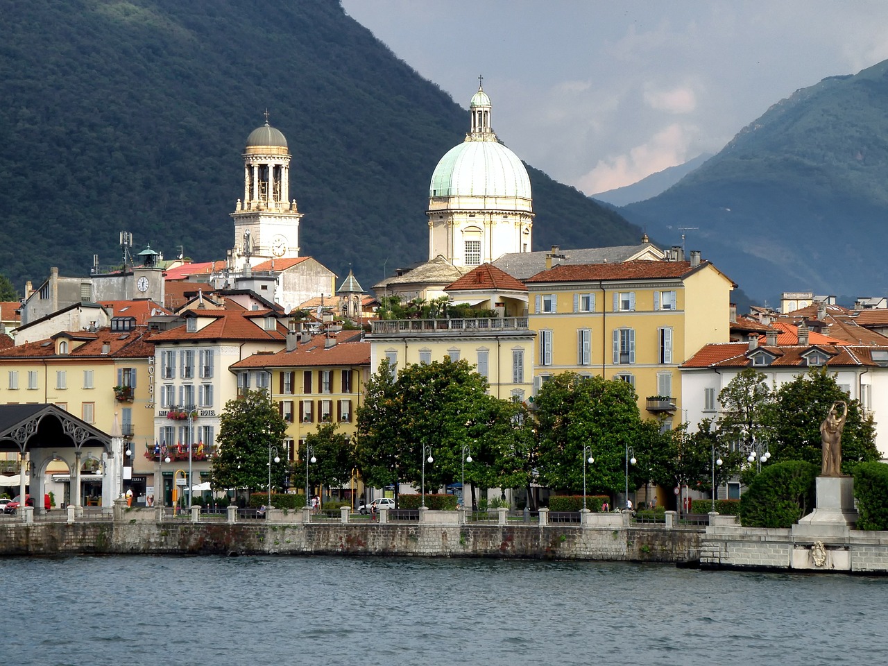 Verbania, Italy, Slėnis, Kalnai, Miškas, Medžiai, Miškai, Panorama, Pastatai, Architektūra