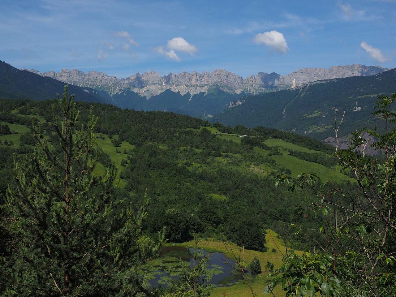 Vercors, Kalnų Slėnis, Kalnai, Kalnų Peizažas, Playnet Uolos, Kalnas Lansas, Prancūzija, Idilė, Gamta, Negyvas