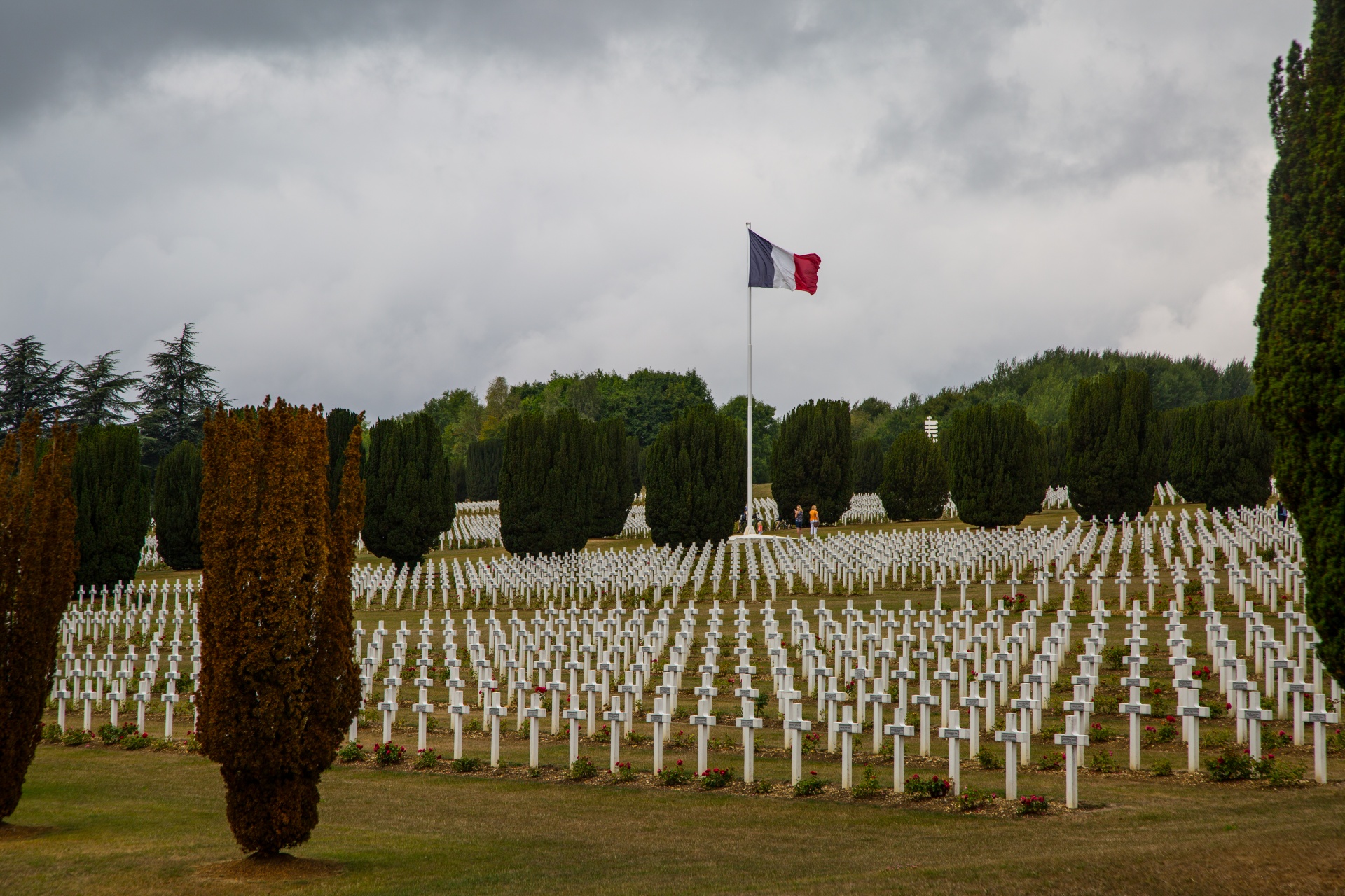 Verdun,  Kapas,  Kapinės,  Atminimas,  Auka,  Gėlės,  Ramus,  Kapas,  Simbolis,  Kareivis