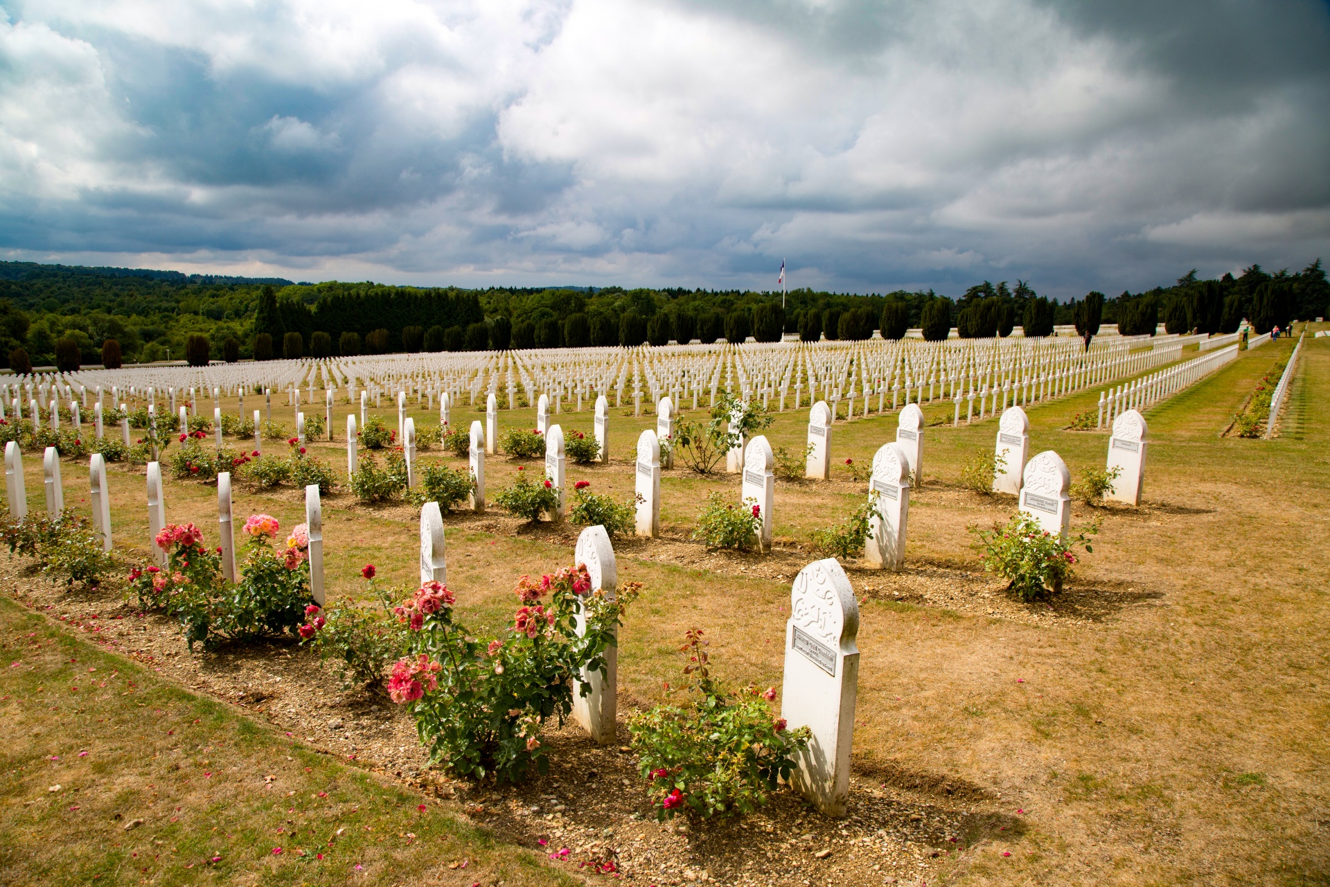 Verdun,  Kapas,  Kapinės,  Atminimas,  Auka,  Gėlės,  Ramus,  Kapas,  Simbolis,  Kareivis