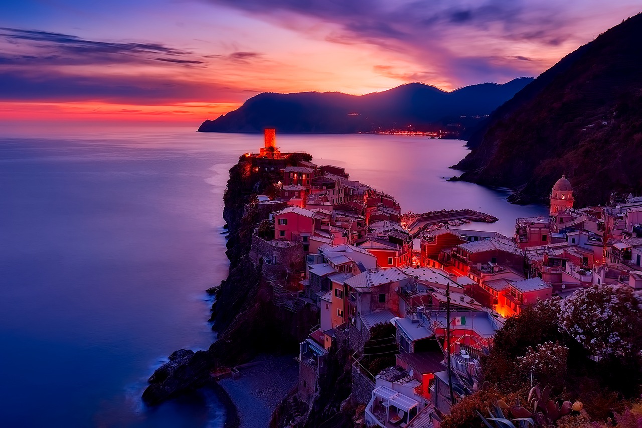 Vernazza, Italy, Saulėlydis, Dusk, Miestas, Miestas, Miesto, Kelionė, Atostogos, Šventė