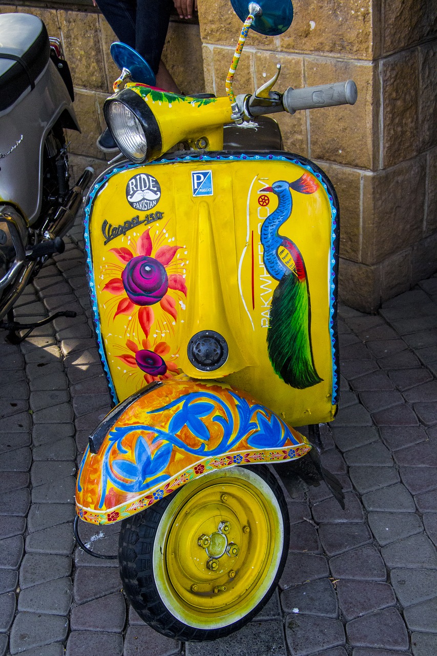 Vespa, Vintage, Senovinis Dviratis, Vietos Menas, Menas, Dviračių Menas, Pakistano Menas, Tradicinis Menas, Nemokamos Nuotraukos,  Nemokama Licenzija