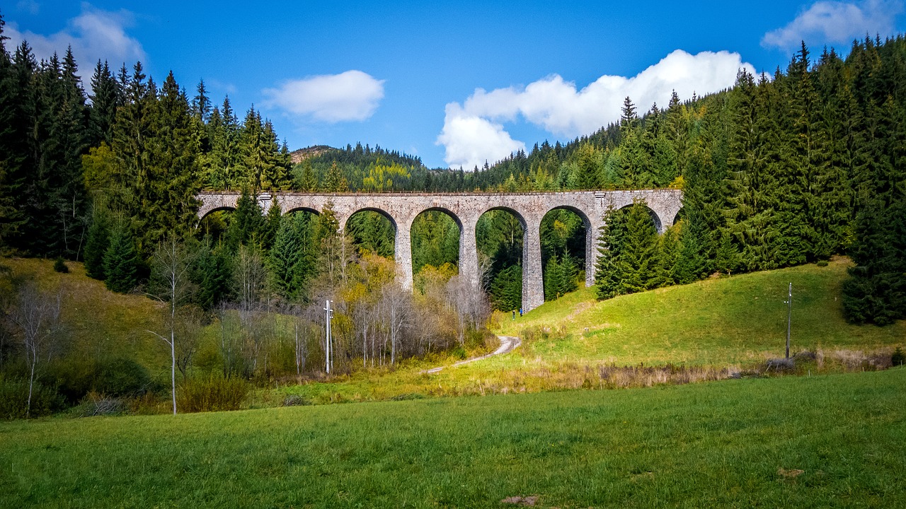 Viadukas, Geležinkelio Tiltas, Tiltas, Pastatas, Geležinkelis, Trasa, Istorija, Akmeninis Tiltas, Architektūra, Chmarošský Viadukas