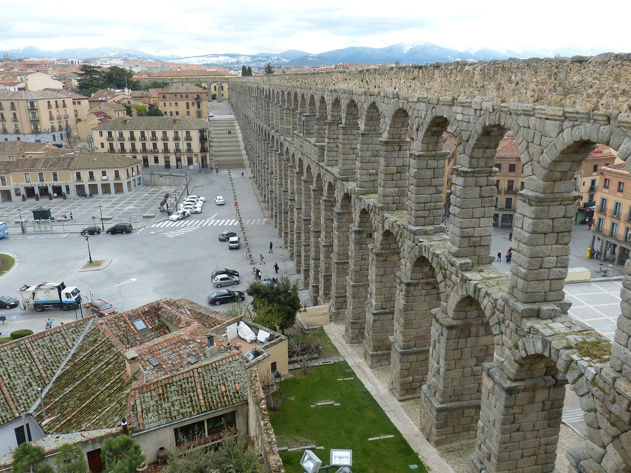 Viadukas, Segovia, Ispanija, Kastilija, Senamiestis, Istoriškai, Viduramžiai, Pastatas, Unesco, Istorinis Miesto Centras