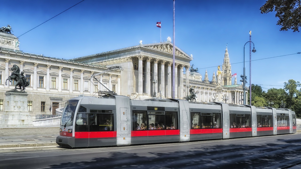 Vienna, Austria, Parlamento Pastatas, Architektūra, Vyriausybė, Traukinys, Masinis Tranzitas, Miestas, Miestai, Miesto