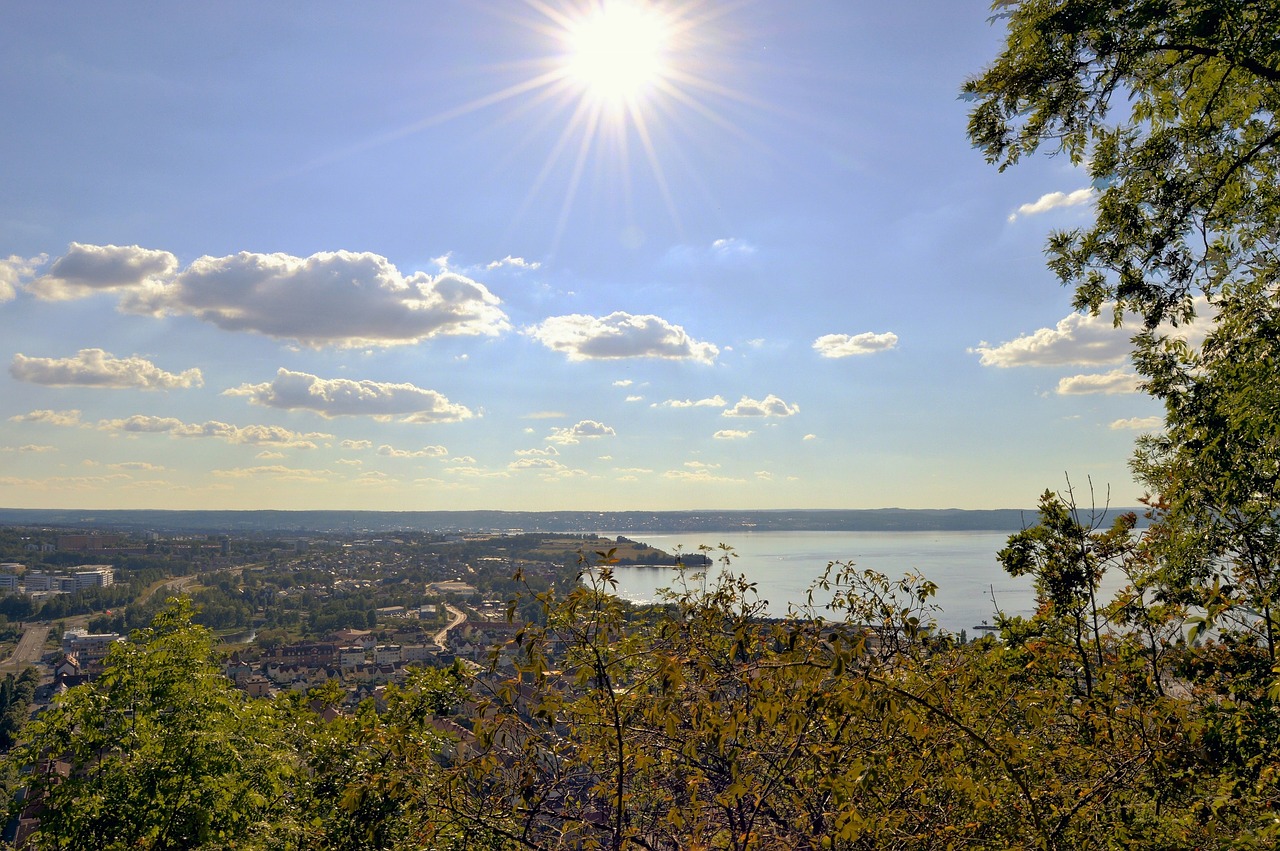 Peržiūrėti,  Huskvarna,  Pastatai,  Vasara,  Švedija,  Jönköping,  Ežeras,  Debesis,  Mėlyna,  Vandens