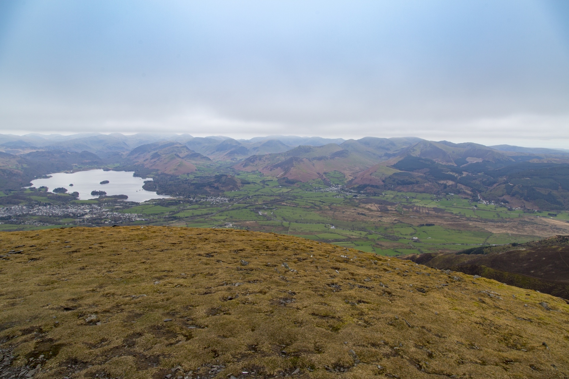 Skiddaw,  Blencathra,  Vanduo,  Tvenkinys,  Medžiai,  Miškas,  Kaimas,  Kalnai,  Kraštas,  Trasa