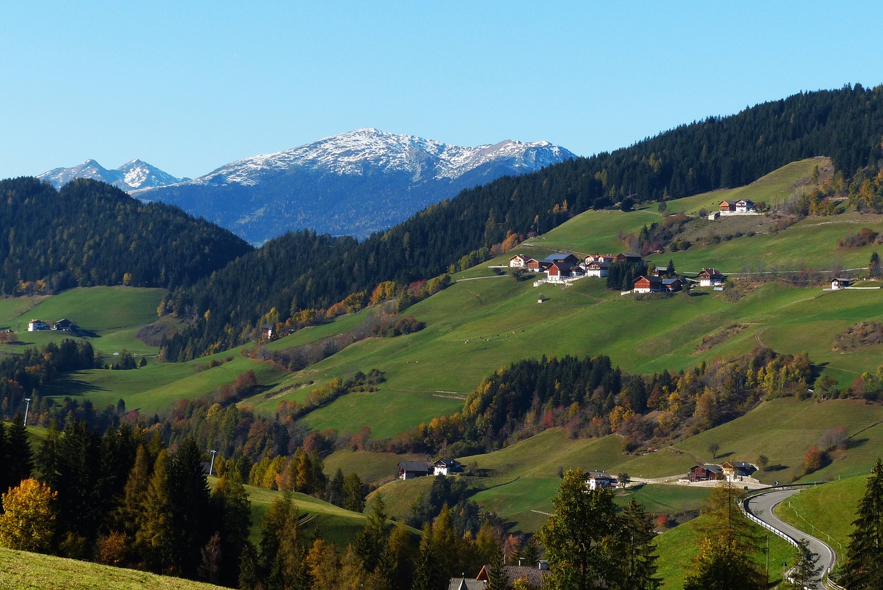Villnösstal, South Tyrol, Dolomitai, Aukso Ruduo, Maumedis, Rudens Šviesa, Plose, Atsiras, Kalnai, Nemokamos Nuotraukos