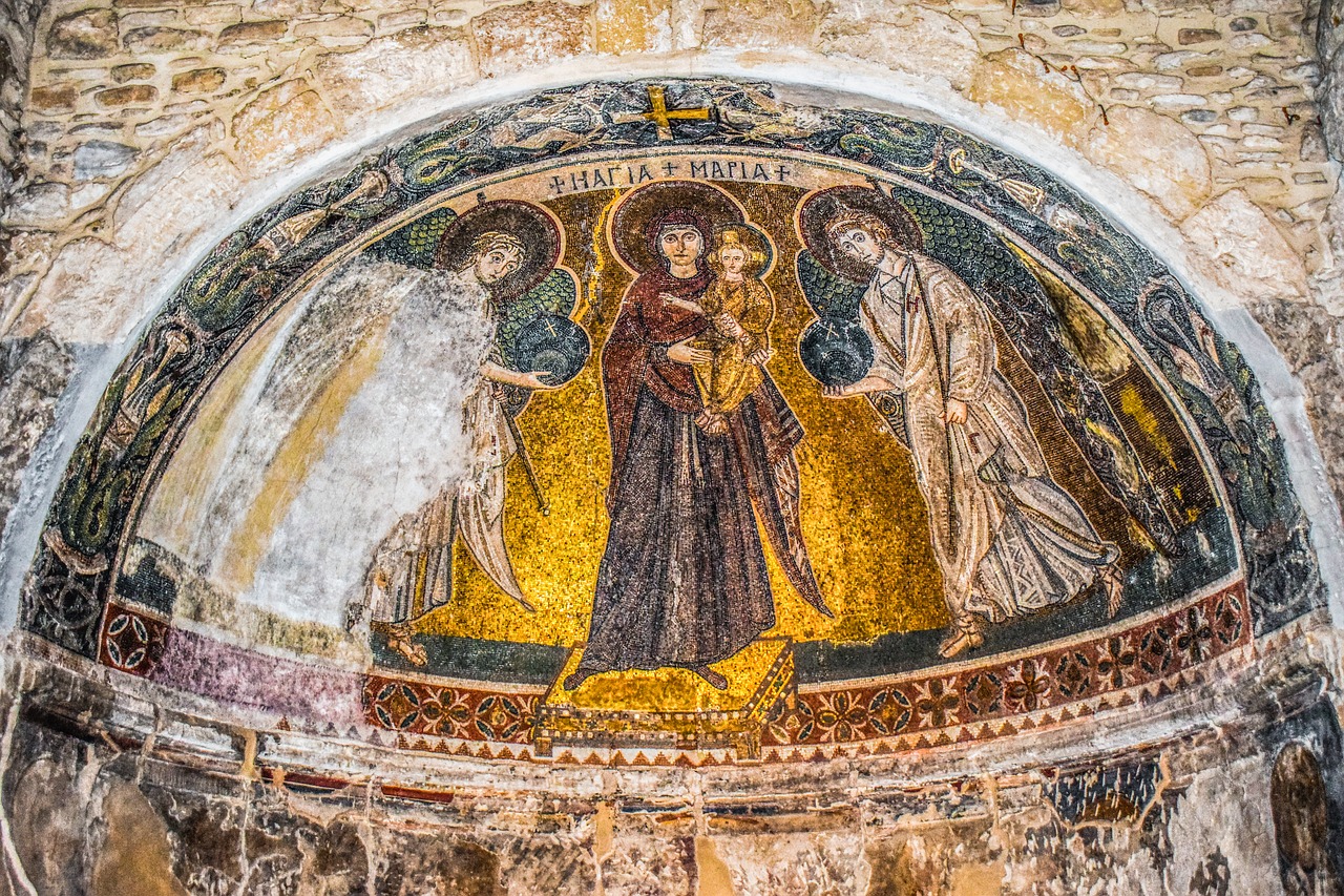 Mergelė Marija, Dangaus Karalienė, Ikonografija, Mozaika, Kipras, Kiti, Panagia Angeloktisti, Unesco Pasaulio Paveldas, 11 A. Bažnyčia, Ortodoksas
