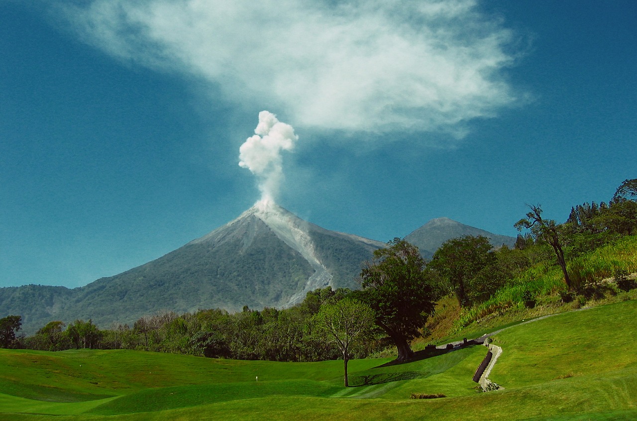 Ugnikalnio Išsiveržimas, Vulkanas, Gvatemala, Gamta, Dūmai, Vulkaninis Įvykis, Išsiveržimas, Išsiveržimas, Voclano, Pelenai