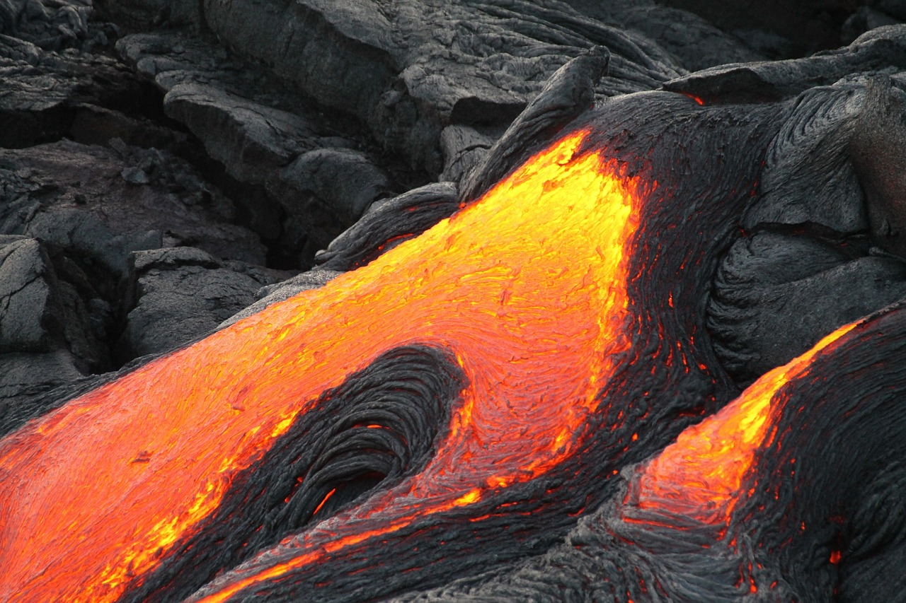 Vulkanas, Lava, Teka, Išsiveržimas, Kraštovaizdis, Aktyvus, Karštas, Geologinis, Hawaii, Ugnikalnių Nacionalinis Parkas