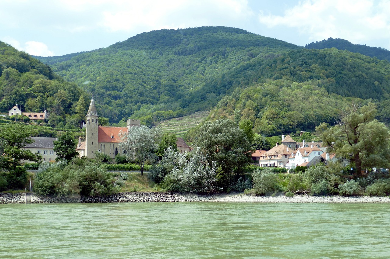 Wachau, Austria, Žemutinė Austrija, Danubės Slėnis, Panorama, Kraštovaizdis, Bažnyčia, Danube Regionas, Laivyba, Upės Kruizas