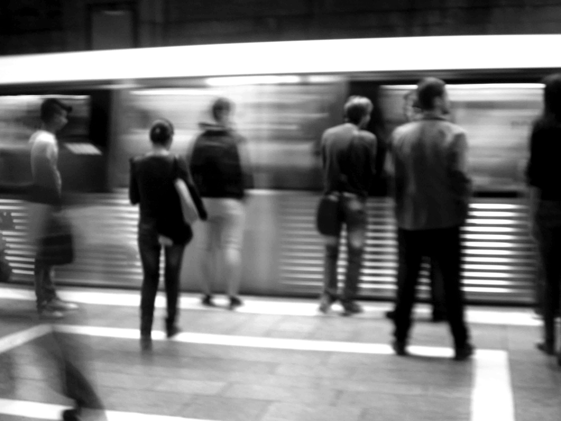 Metro,  Laukimas,  Žmonės,  Žmogus,  Greitai,  Traukinys,  Laukiu, Nemokamos Nuotraukos,  Nemokama Licenzija