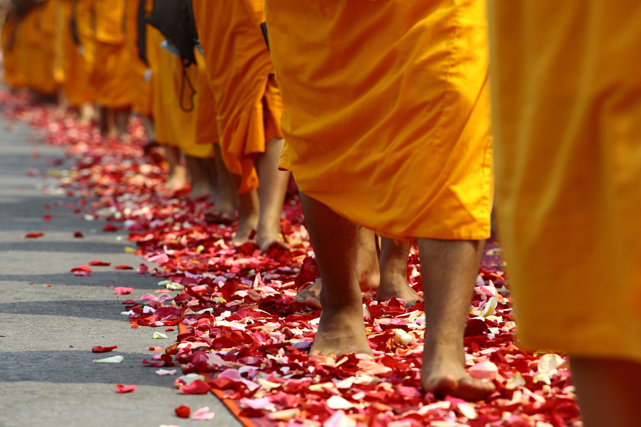 Vaikščioti, Budistams, Vienuoliai, Tradicija, Ceremonija, Tailandas, Tajų, Festivalis, Melstis, Oranžinė