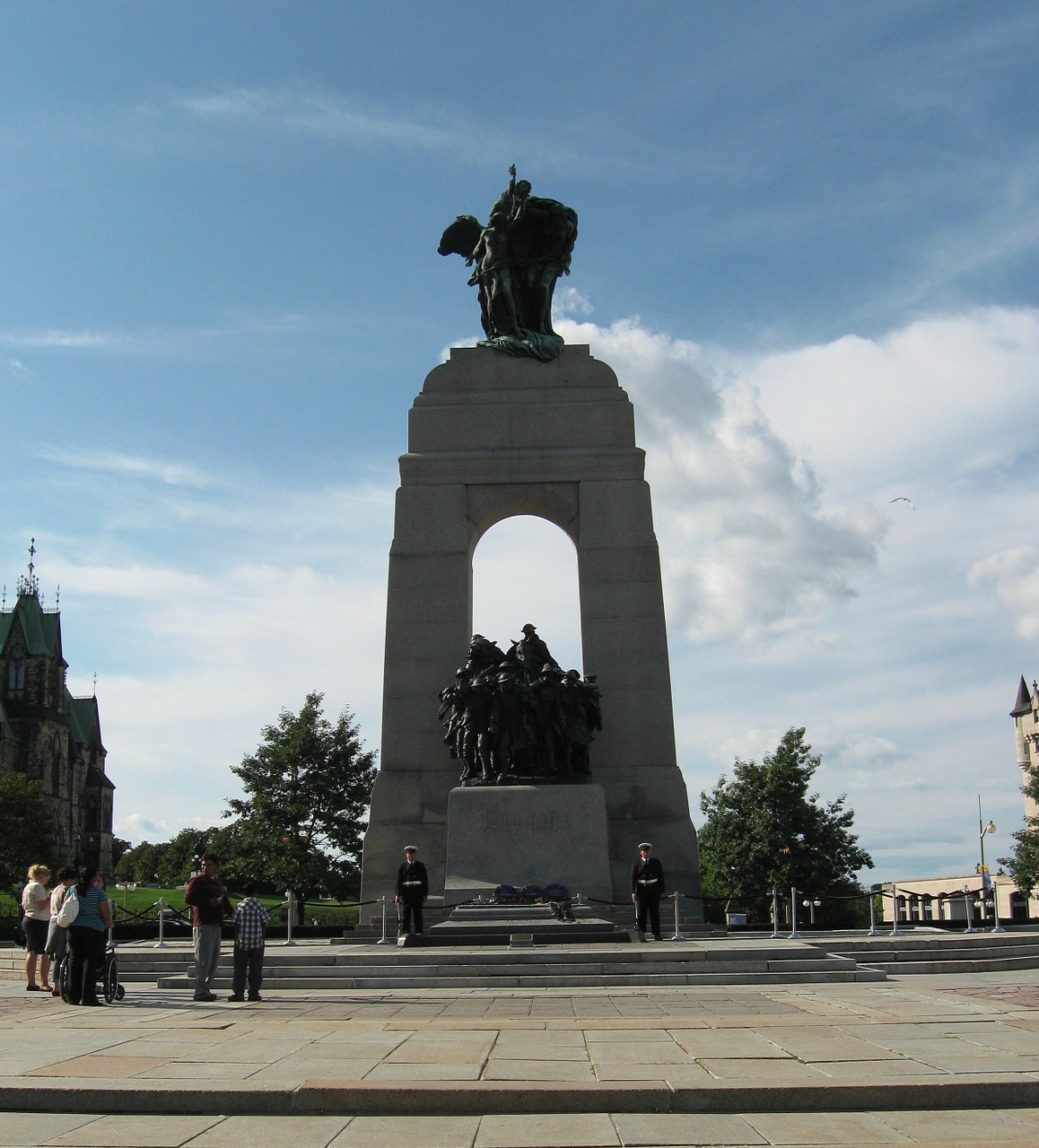 Karo Memorialas, Otava, Ontarijas, Turistų Atrakcijos, Paminklas, Karas, Atminimas, Bronza, Orientyras, Skulptūra