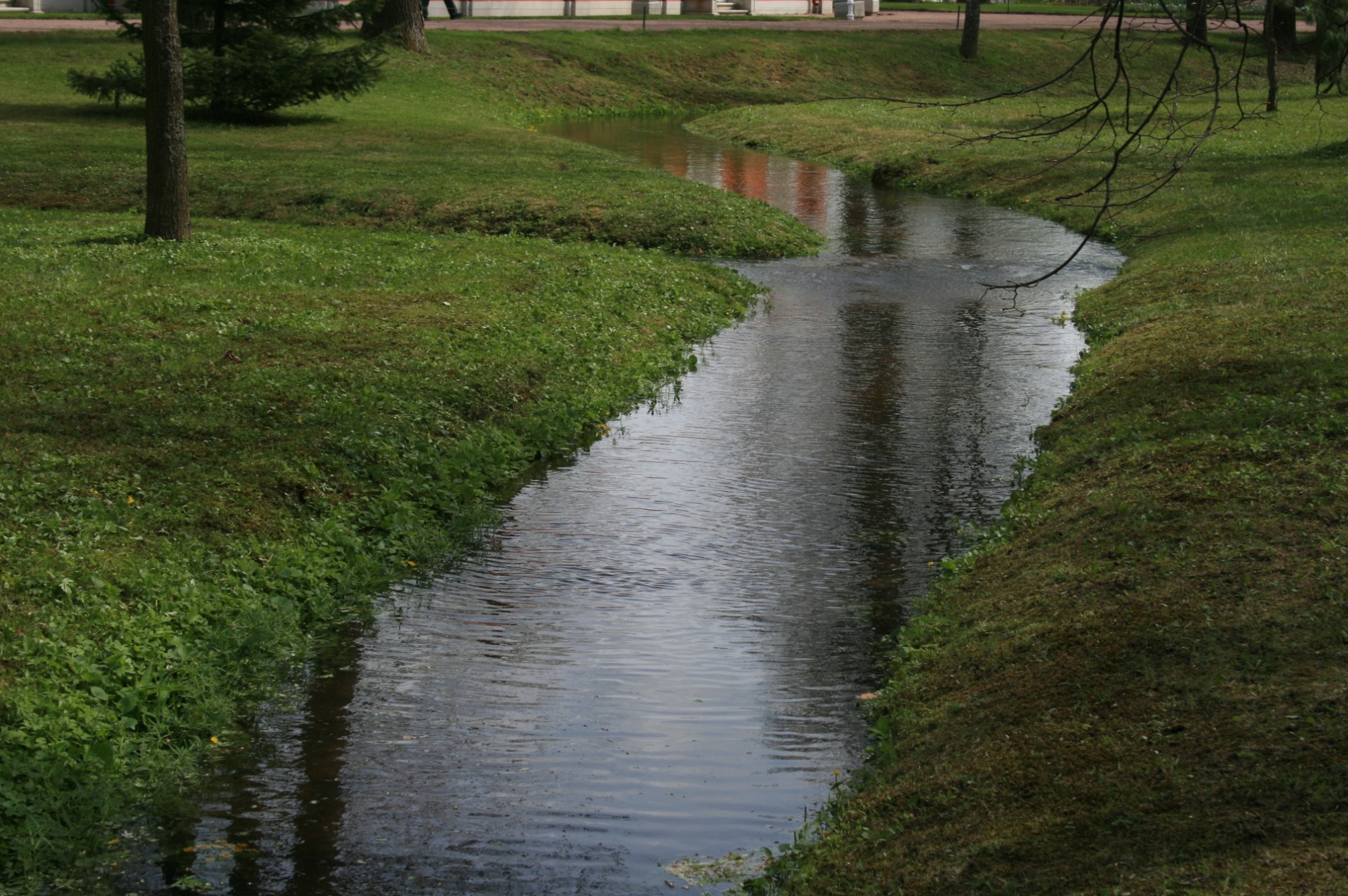 Srautas,  Vanduo,  Apmąstymai,  Sodas,  Žolė,  Žalias,  Vandens Srovė,  Peterhof, Nemokamos Nuotraukos,  Nemokama Licenzija