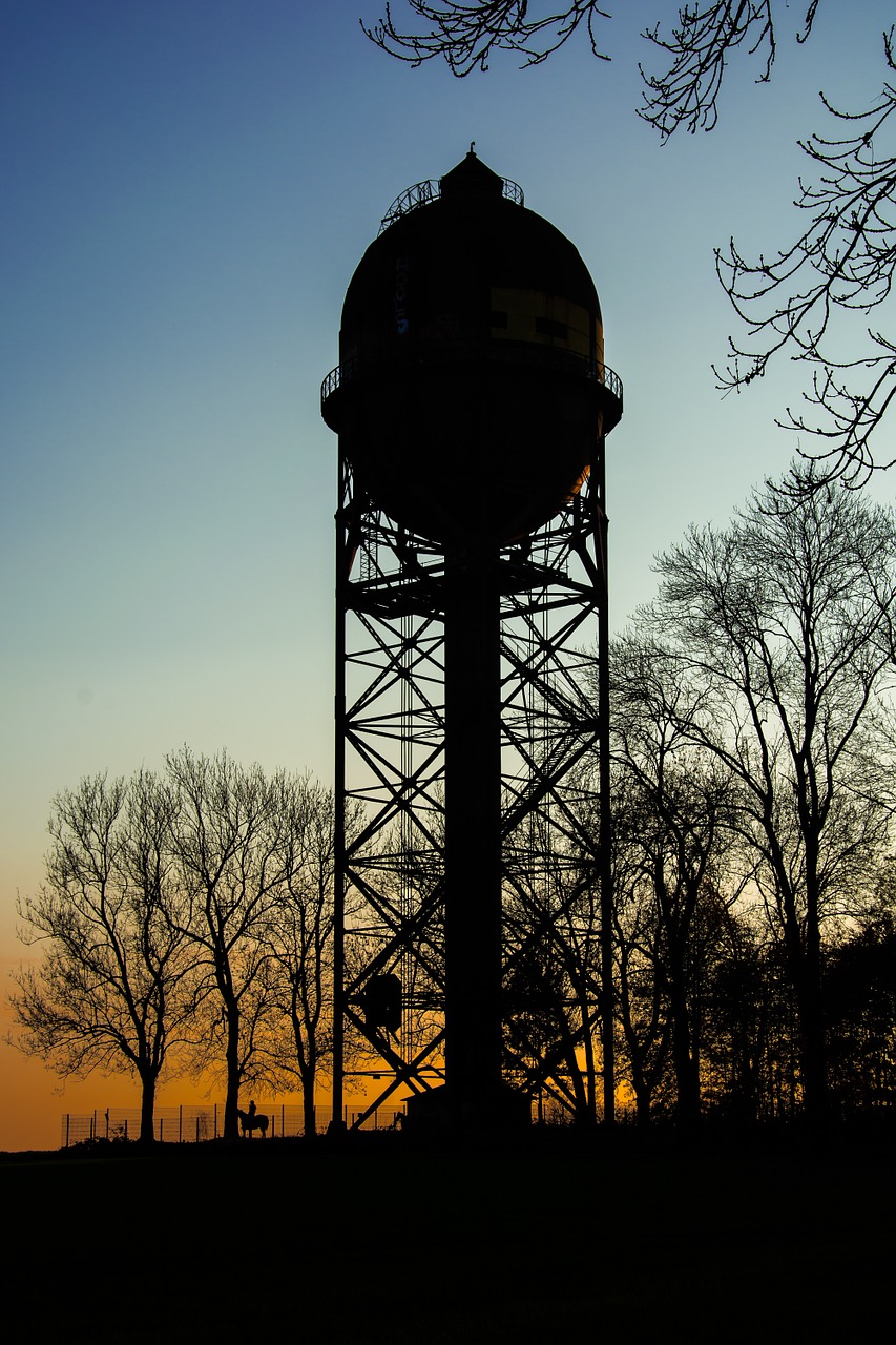 Vandens Bokštas, Vandens Tiekimas, Dortmundas, Lanstrop, Kiaušinis, Griuvėsiai, Saulėlydis, Kraštovaizdis, Dusk, Auksinė Šviesa