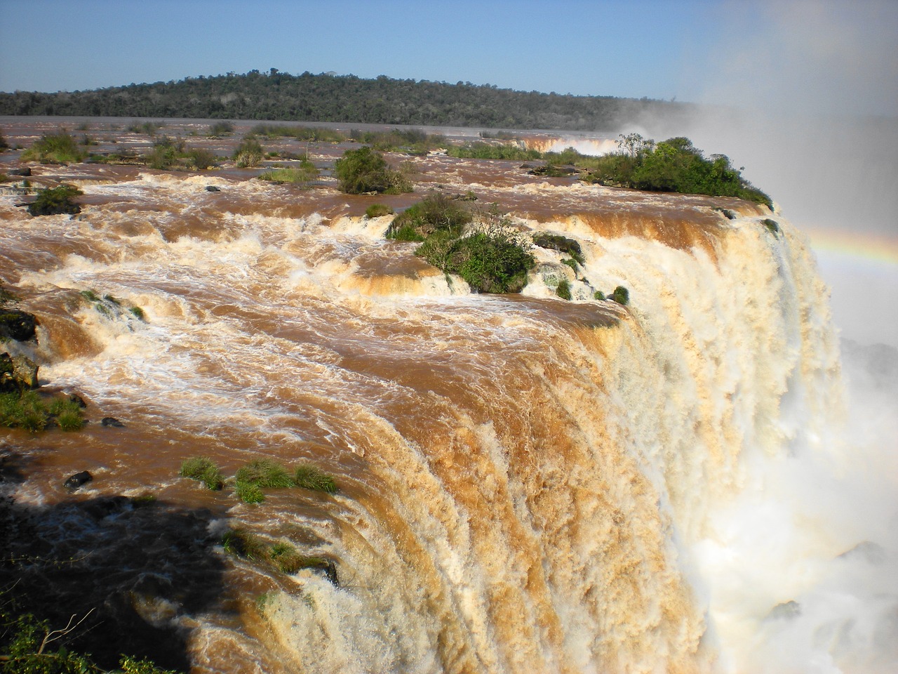 Krioklys, Kaskados Kritimas, Upė, Iguazu, Kritimas, Natūralus Vanduo, Brazilija, Džiunglės, Kraštovaizdis, Nemokamos Nuotraukos