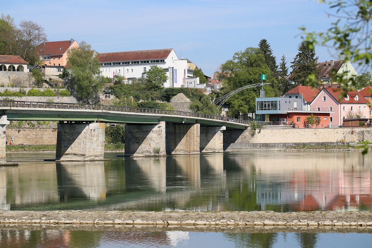 Vandenys,  Upė,  Atspindys,  Ežeras,  Tiltas,  Schärding,  Užeiga,  Innbrücke,  Vanduo,  Gamta