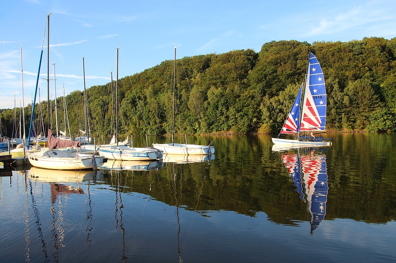 Vandenys,  Kelionė,  Ežeras,  Dangus,  Boot,  Turizmas,  Vasara,  Burinė Valtis,  Prieplauka,  Jachta