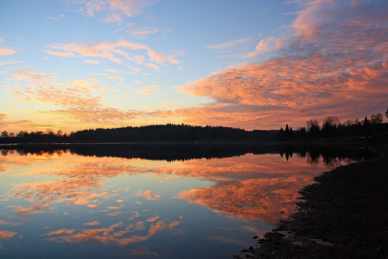 Vandenys,  Atspindys,  Ežeras,  Gamta,  Vanduo,  Debesys,  Dangus,  Saulėlydis,  Abendstimmung,  Vasara